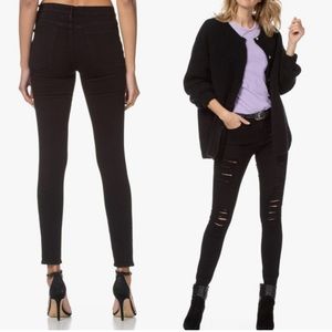 Frame Black Skinny Jeans. Distress in the Front Only. Like New!
